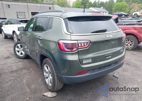 2019 Jeep Compass Latitude 4X4 из США, поврежденный, VIN 3C4NJDBB8KT828747
